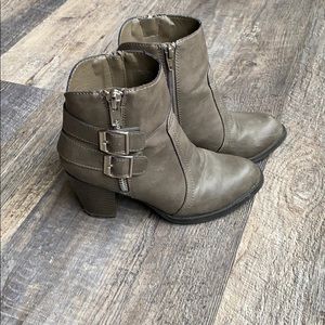 High heel zip up ankle boots